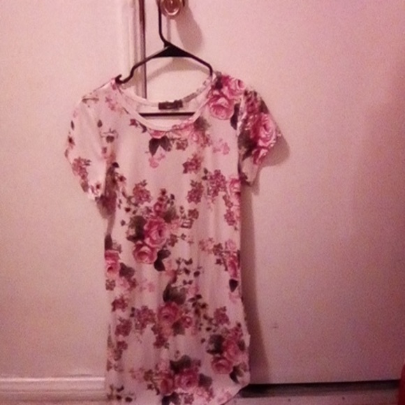 Clothing - Picture 1 of 2